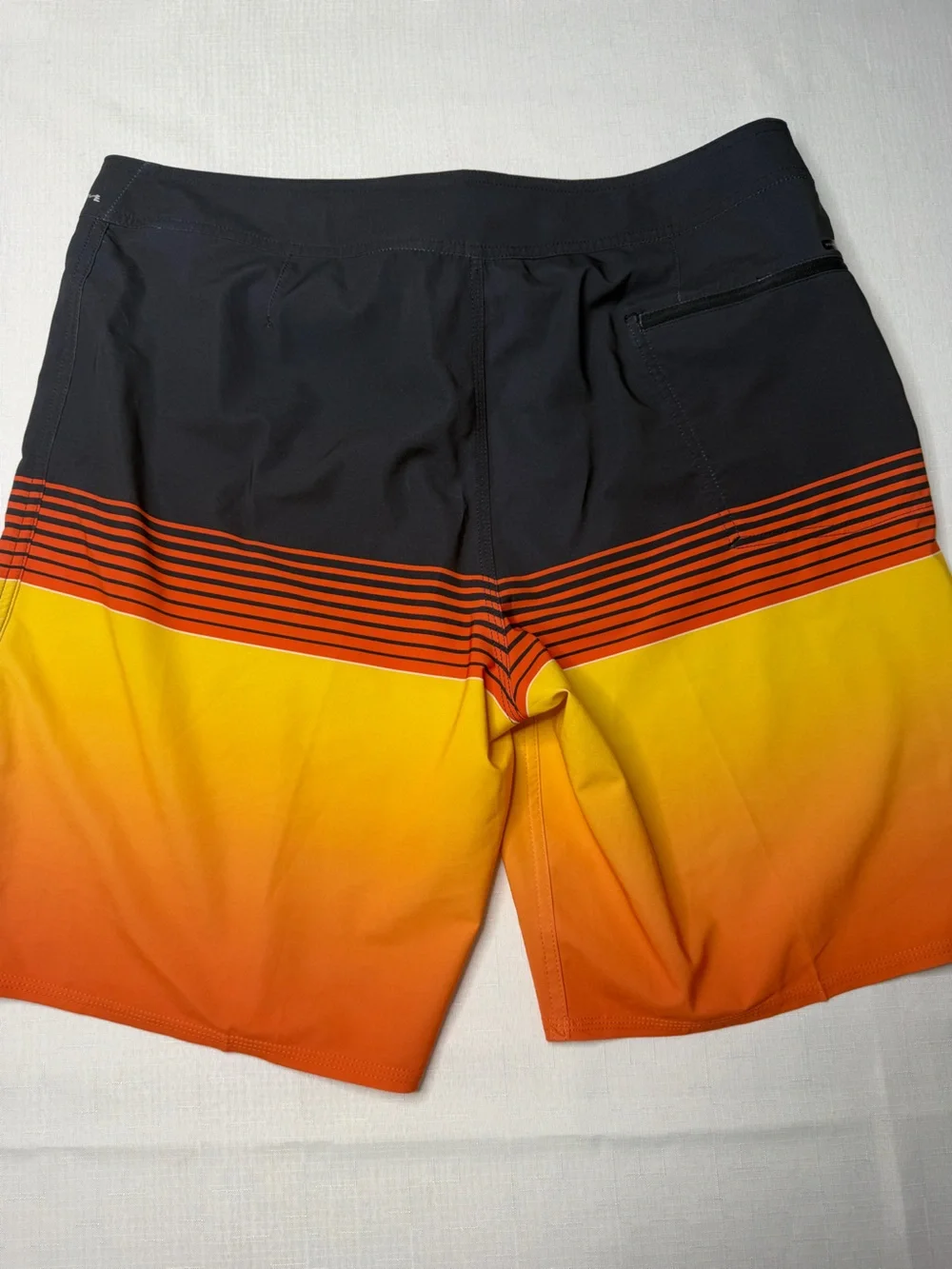 Quiksilver Men’s Highline Slab Performance Boardshorts (36)